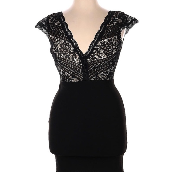 Meet your Posher, Jennifer @ Then & Again Fashions - Picture 11 of 15